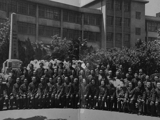 穆汉祥、史霄雯二烈士殉难三十周年